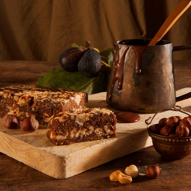 PAN-DE-HIGO-AVELLANAS-PRALINE