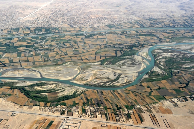 Aerial_photograph_of_Kandahar_Province_in_2011