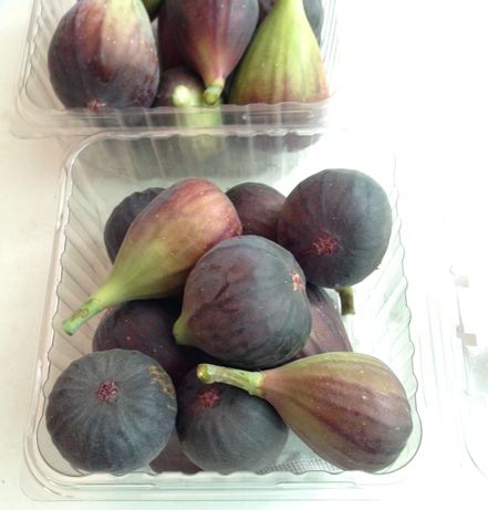 Figs-8-oz-X-12-clamshells